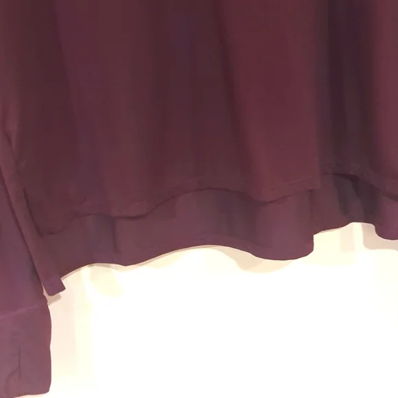 Reebok lightweight hoodie, Size M - Picture 6 of 9